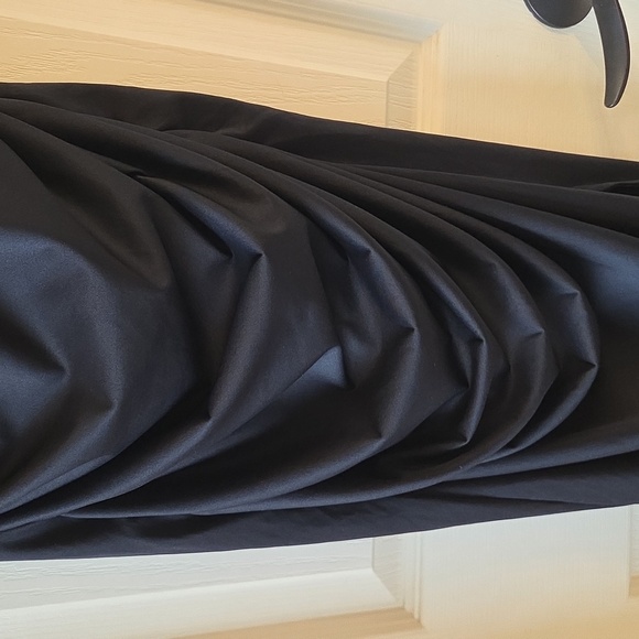 Chic Black Dress With Built In Shapewear NWT - Picture 13 of 16